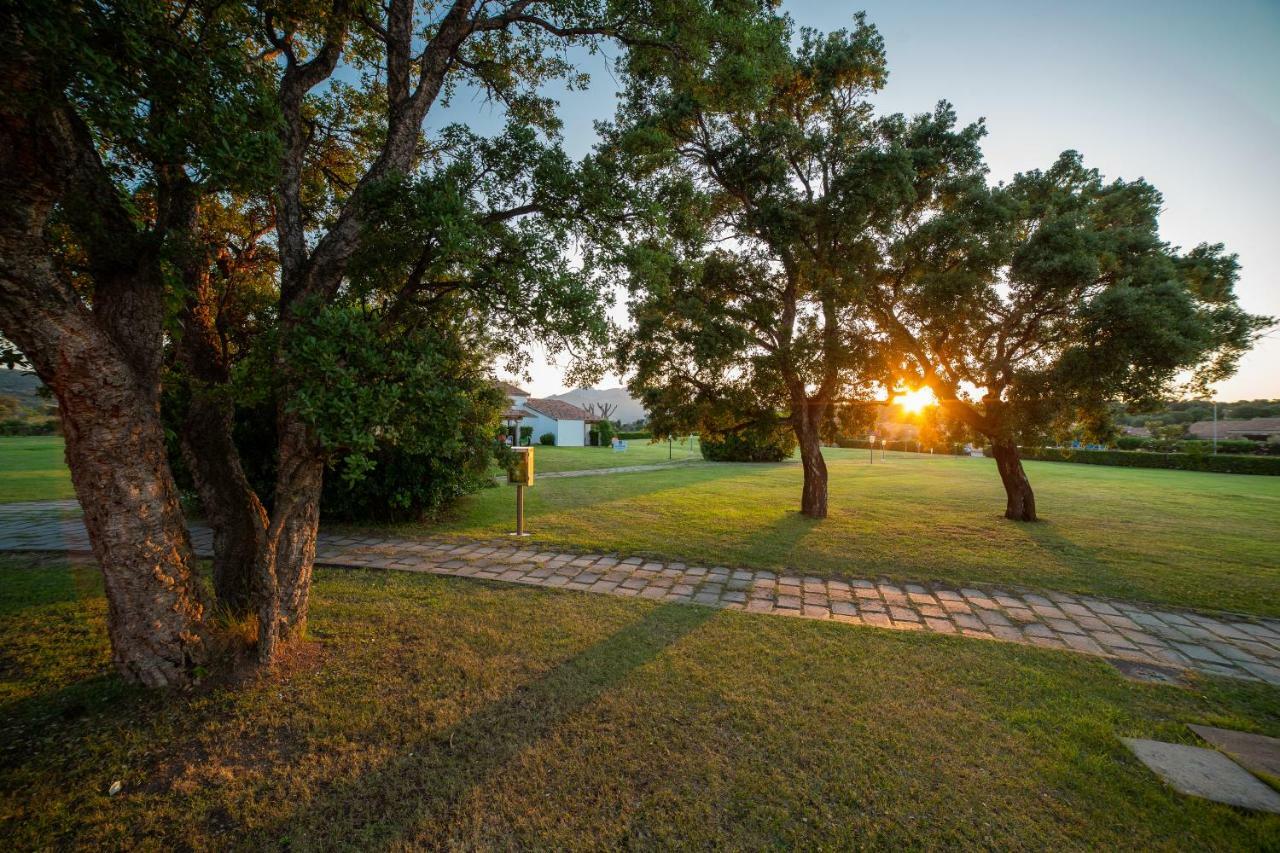 TH San Teodoro - Liscia Eldi Village Esterno foto